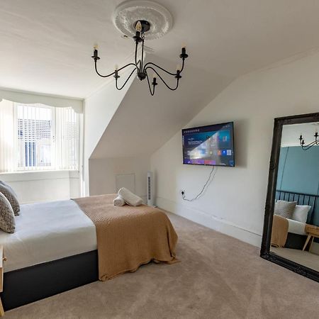 Spacious 3 Bedroom Home In Glasgow - Free Parking Buitenkant foto