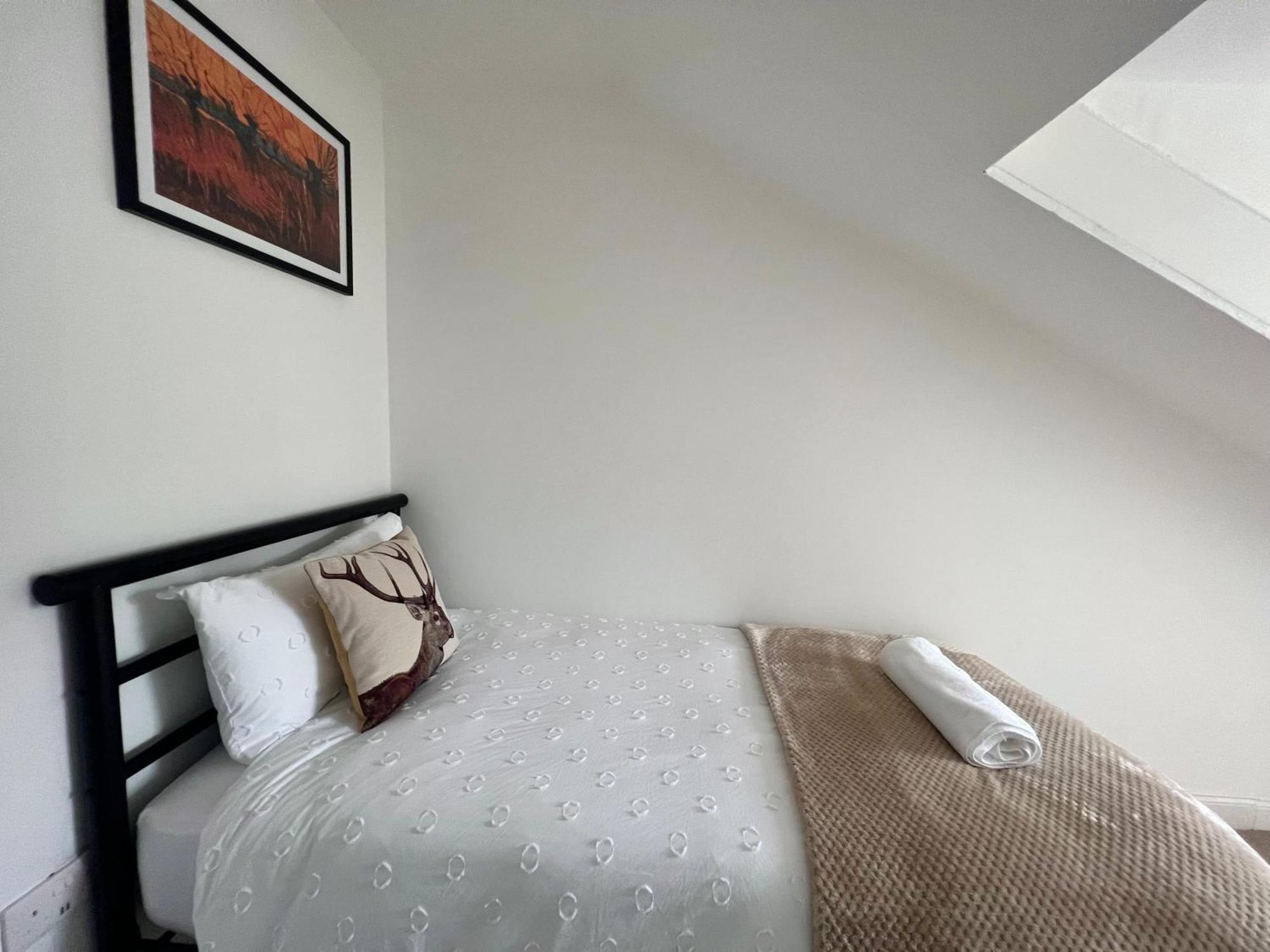 Spacious 3 Bedroom Home In Glasgow - Free Parking Buitenkant foto